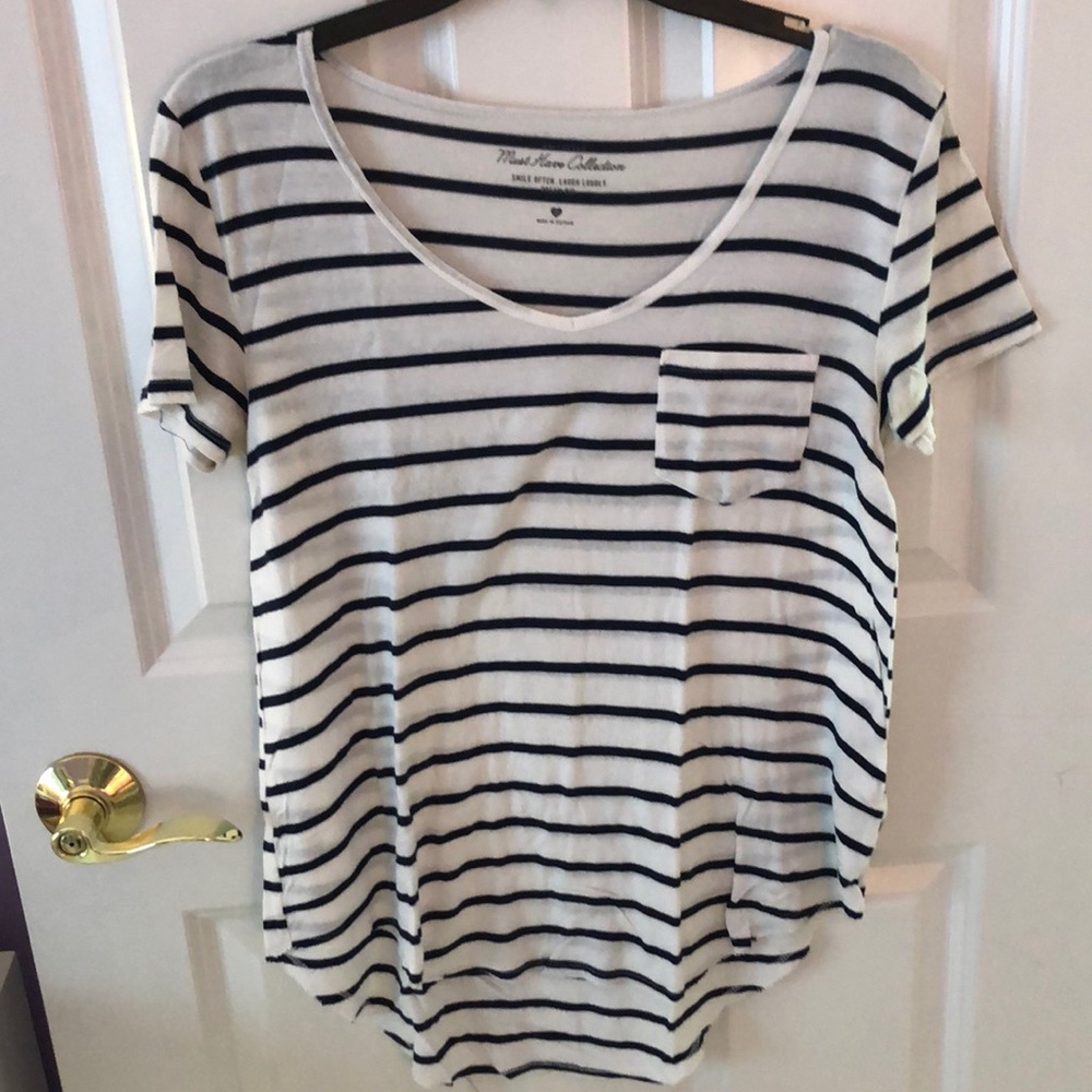 Short sleeve shirt